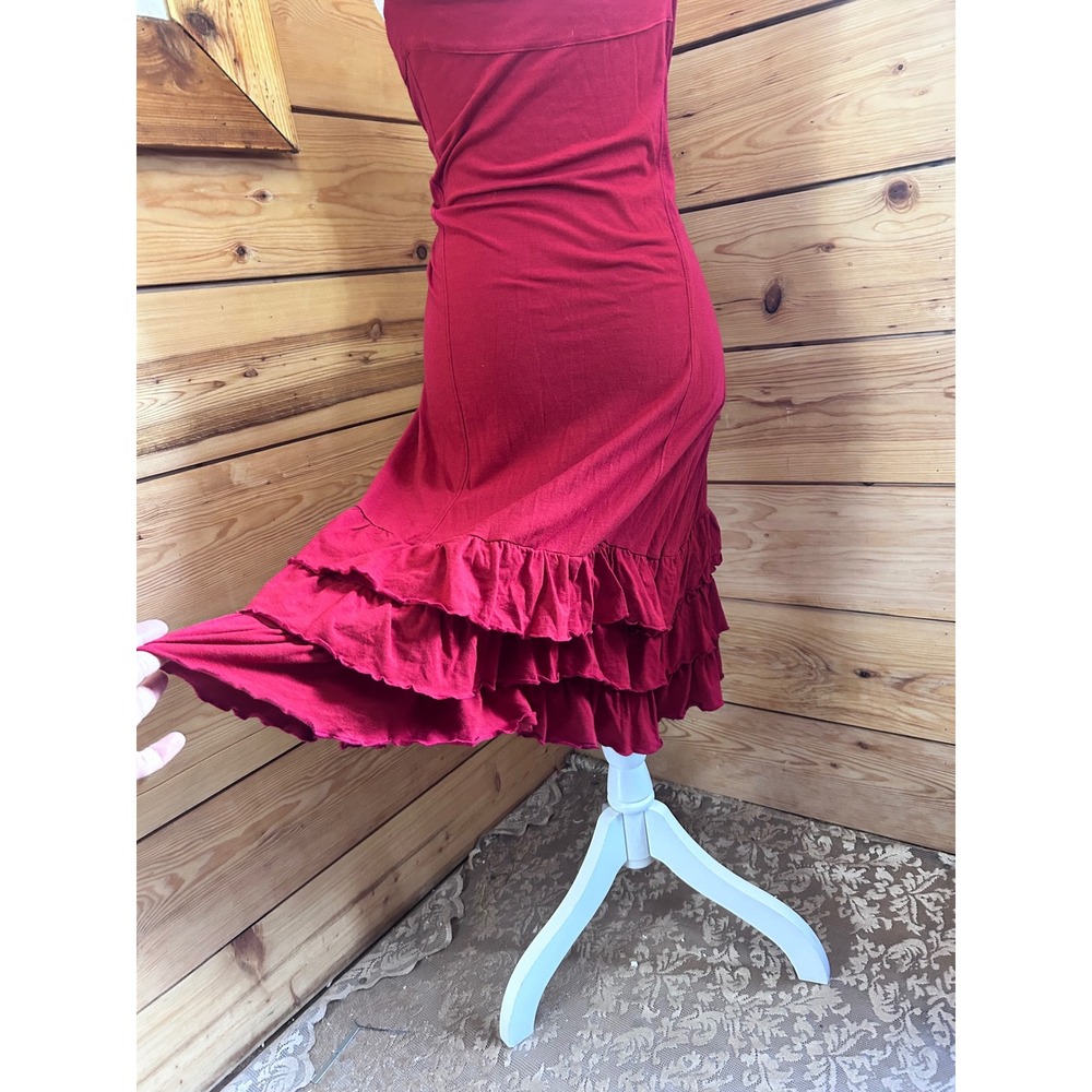 Women’s Red High-Low Ruffle Hem Dress - Picture 4 of 5
